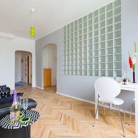 Pamka Place Budapeste Exterior foto