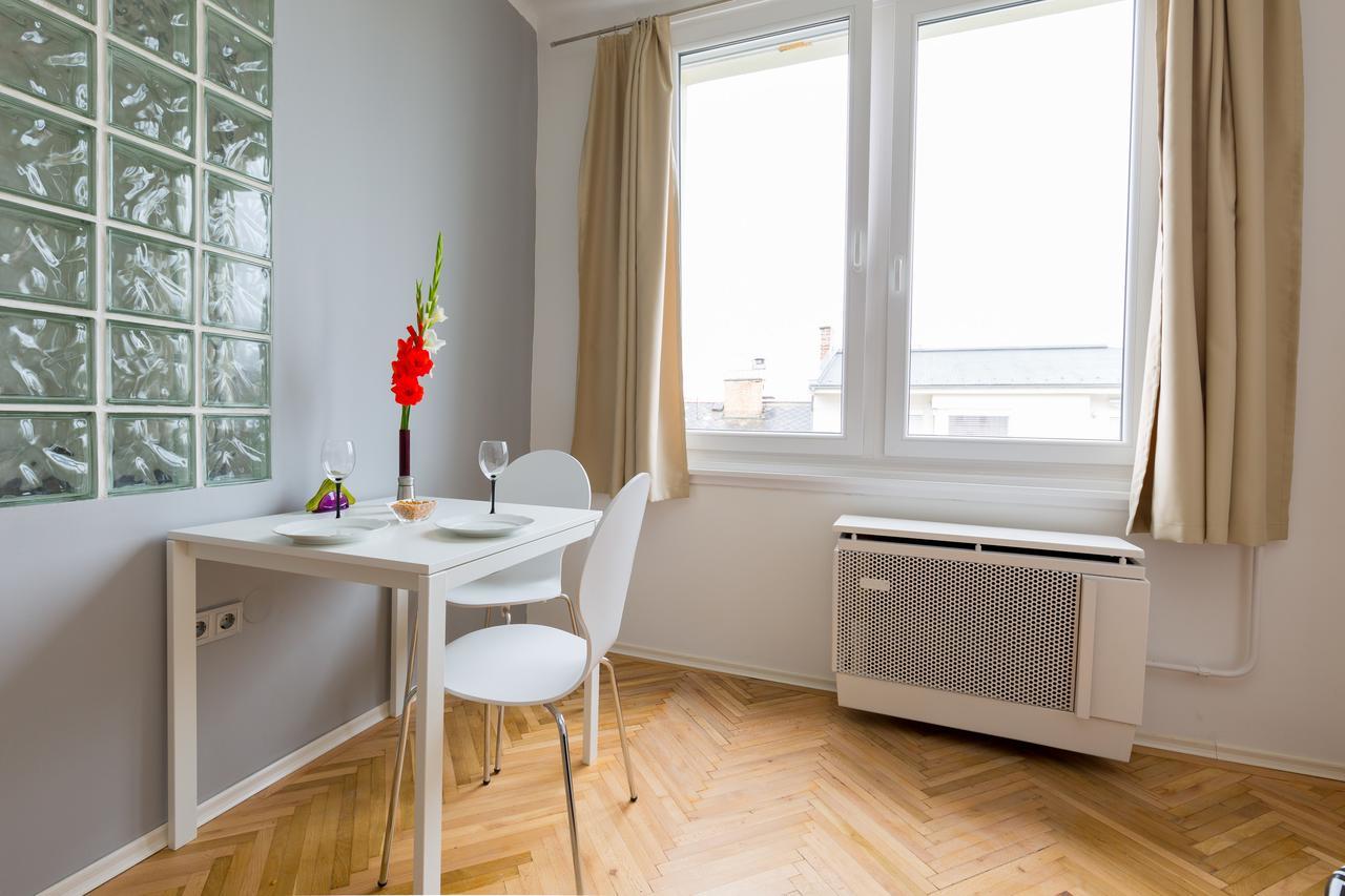 Pamka Place Budapeste Exterior foto